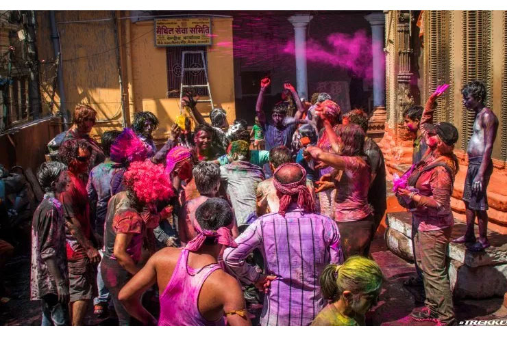 Varanasi Holi Festival Tour Package
